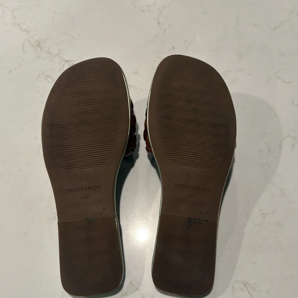 Bernardo Italian slides. Carmel brown. Size 11. Worn 2x. - Picture 5 of 5